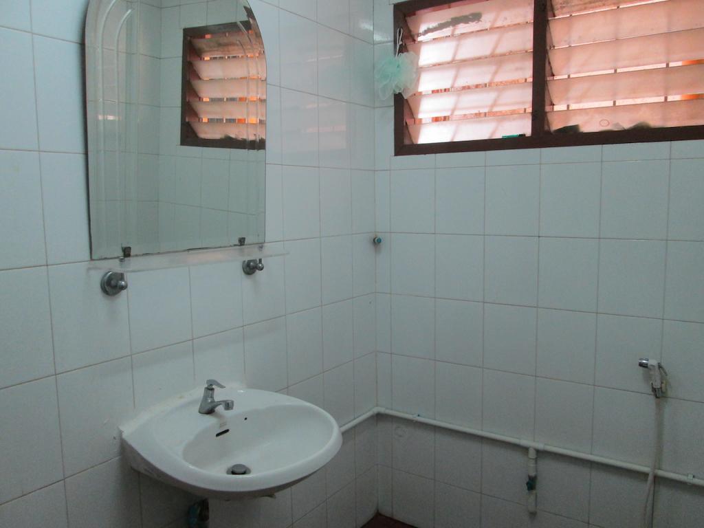 Lee House Inn Bangkok Room photo